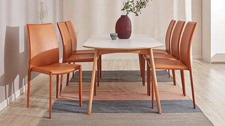 Các mẫu bàn ghế ăn bọc nệm gỗ tự nhiên hiên đại